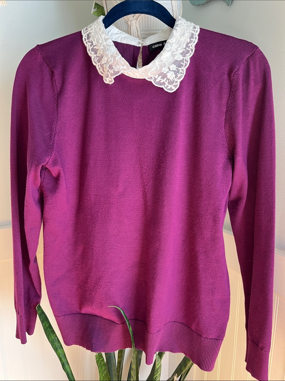 Cable & Gauge Purple Sweater Top with White Lace Collar